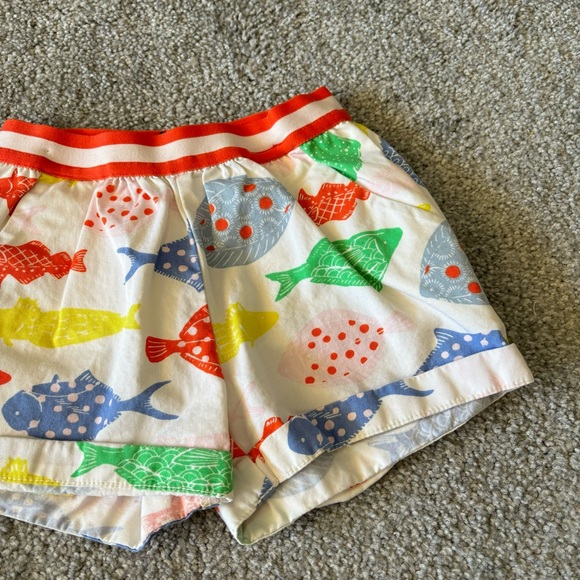 Mini boden shorts girls 4 rainbow fish primary playful summer casual vacation - Picture 3 of 10